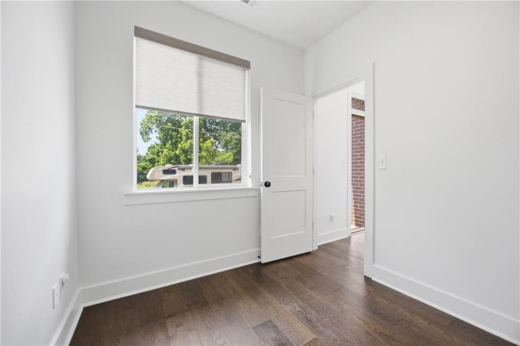 3 bedroom, 5 bathroom, 1,815 sq ft townhouse for rent at 211 Bass Street 10, Atlanta, GA 30315 for $2,925 a month — photo 10