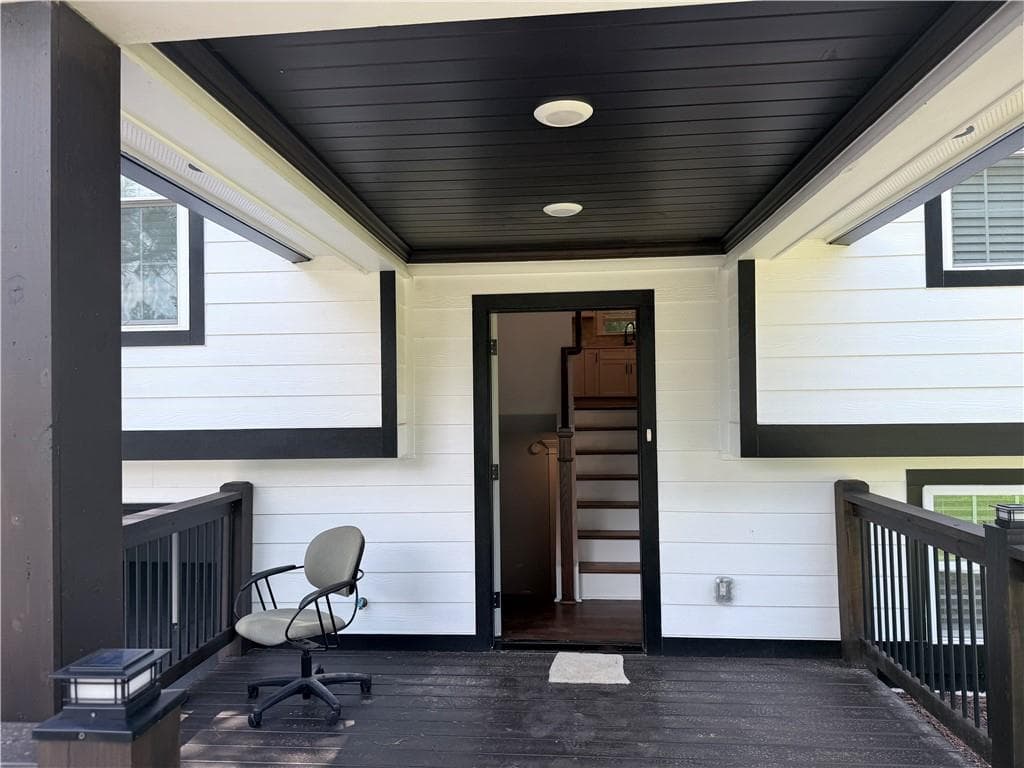 4 bedroom, 3 bathroom, 1,825 sq ft single family residence for sale at 2103 Singer Way, Lithonia, GA 30058 — photo 5