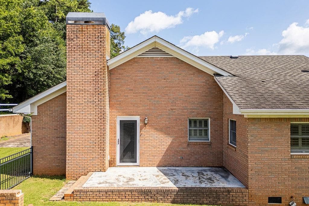 3 bedroom, 3 bathroom, 2,869 sq ft single family residence for sale at 210 Wildwood Drive, Cartersville, GA 30120 — photo 7