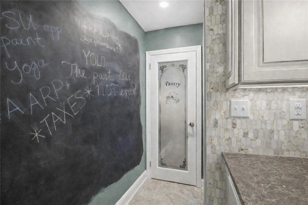 3 bedroom, 2 bathroom, 2,139 sq ft single family residence for sale at 1507 Knollwood Terrace, Decatur, GA 30033 — photo 9