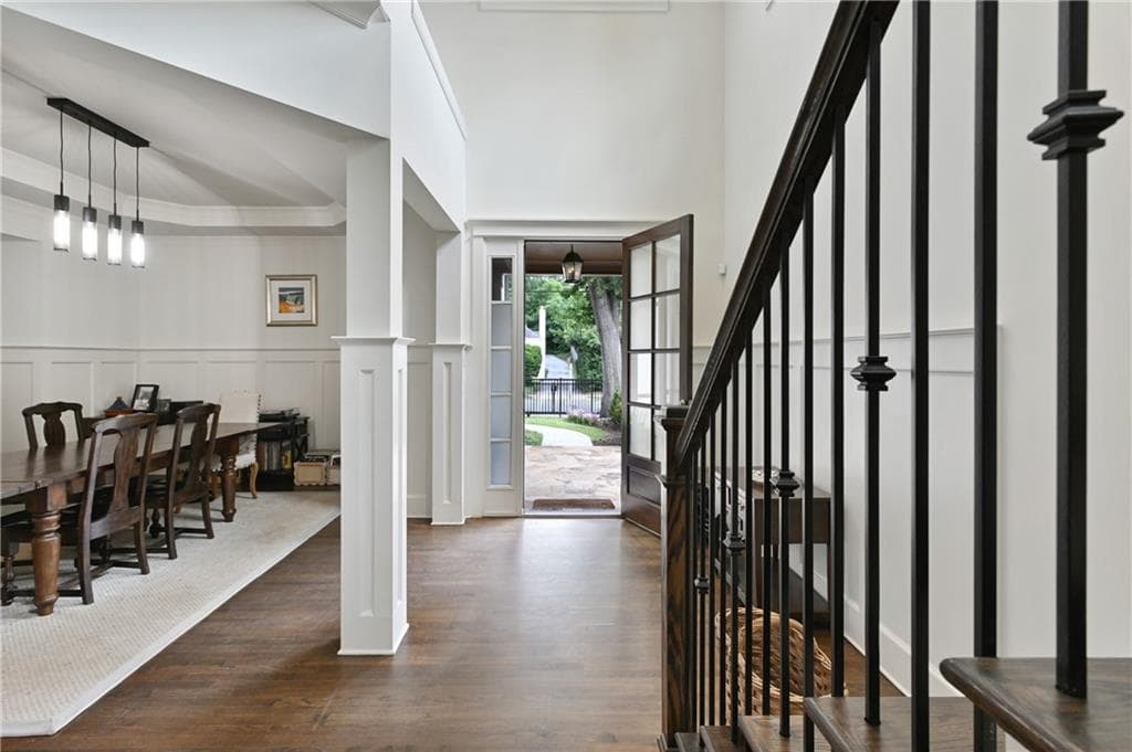 4 bedroom, 5 bathroom, 5,392 sq ft single family residence under contract at 2967 Lookout Place, Atlanta, GA 30305 — photo 4