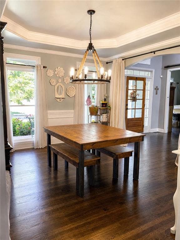 5 bedroom, 5 bathroom, 4,747 sq ft single family residence under contract at 6465 Valley Crossing Way, Cumming, GA 30028 — photo 5