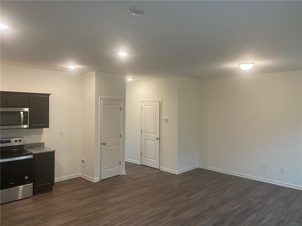 3 bedroom, 3 bathroom, 1,420 sq ft townhouse for rent at 1117 Union Pacific Way, Cartersville, GA 30120 for $1,495 a month — photo 4