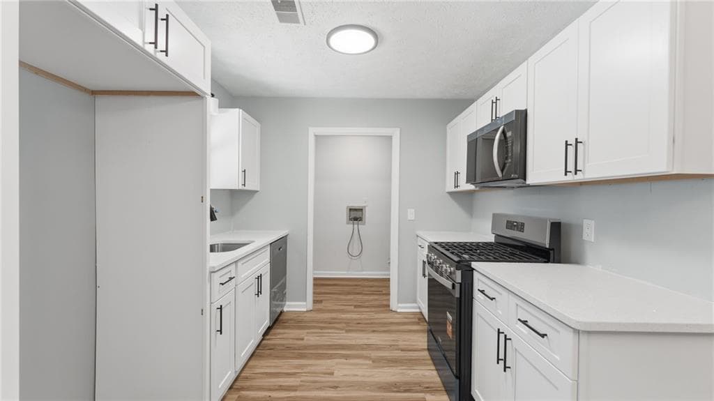 3 bedroom, 1 bathroom, 1,008 sq ft single family residence under contract at 4211 Dustin Drive, Acworth, GA 30101 — photo 7