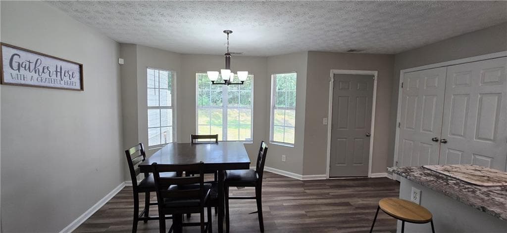 3 bedroom, 3 bathroom, 1,408 sq ft townhouse for sale at 1314 Hollenbeck Lane, Riverdale, GA 30296 — photo 8