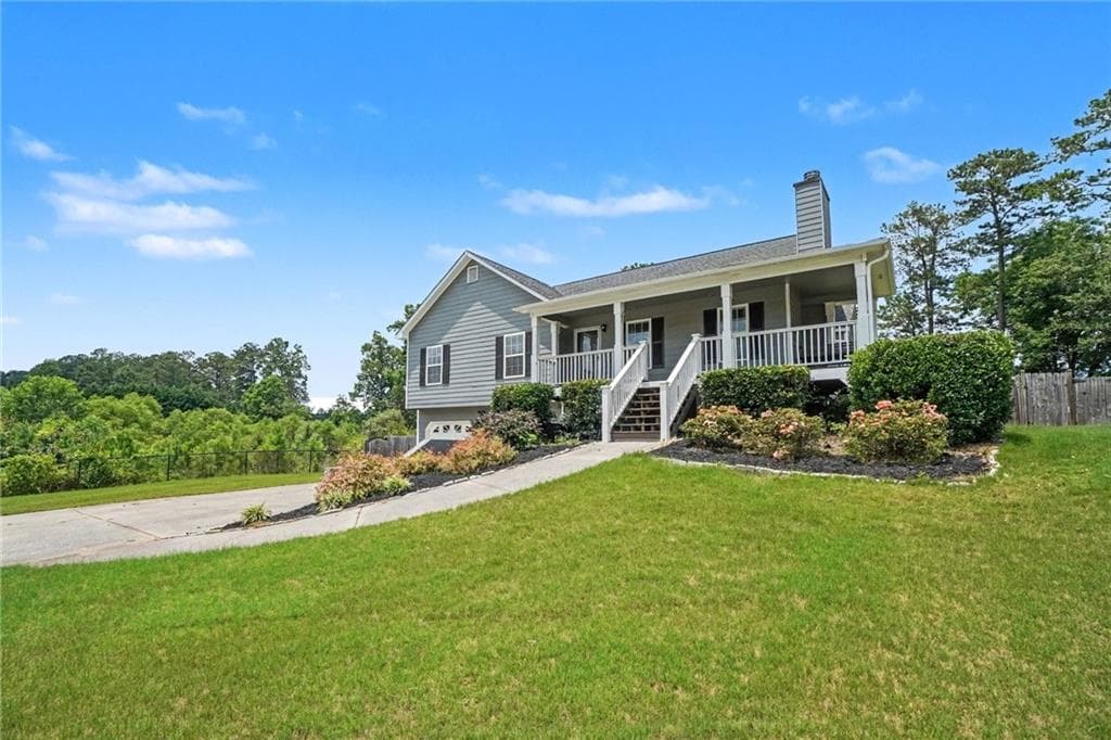 3 bedroom, 2 bathroom, 1,866 sq ft single family residence under contract at 363 Oak Glen Drive, Dallas, GA 30132 — photo 3