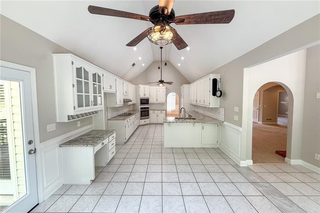 5 bedroom, 4 bathroom, 4,738 sq ft single family residence for sale at 6015 Cedar Lake Trail, Loganville, GA 30656 — photo 5