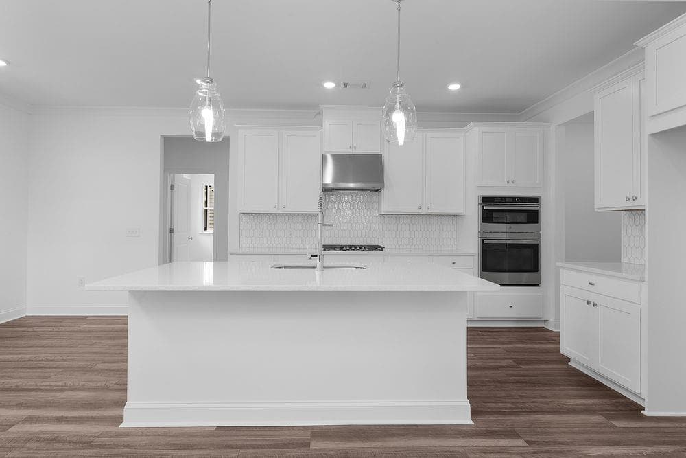 5 bedroom, 5 bathroom, 3,190 sq ft single family residence for sale at 3213 Danlow Court, Kennesaw, GA 30152 — photo 2