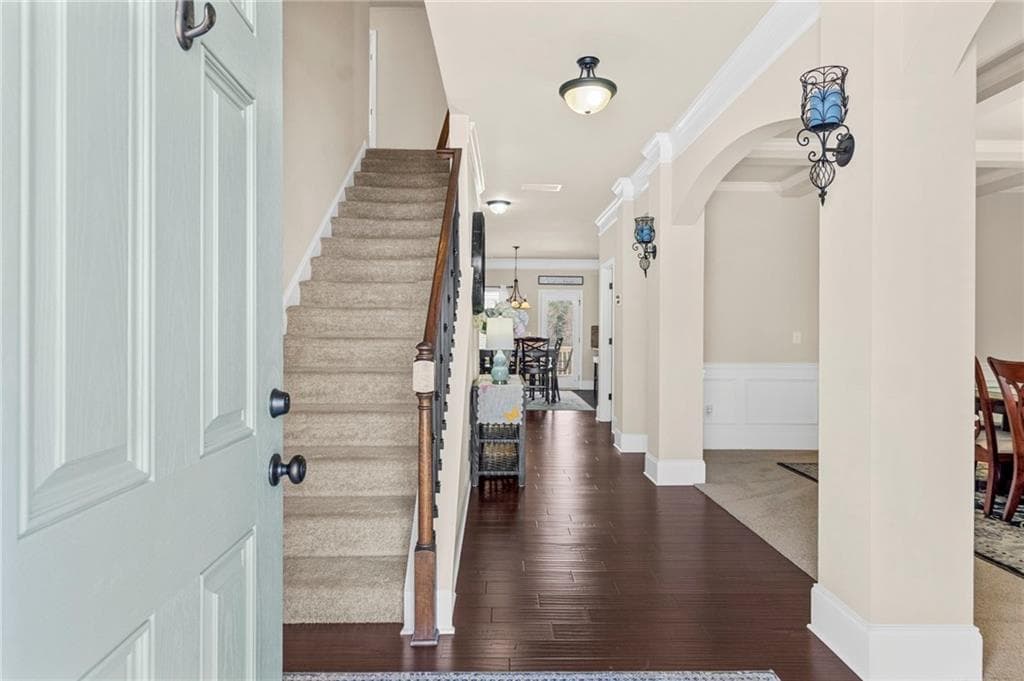 4 bedroom, 5 bathroom, 4,260 sq ft single family residence under contract at 5291 Clingman Court, Douglasville, GA 30135 — photo 3