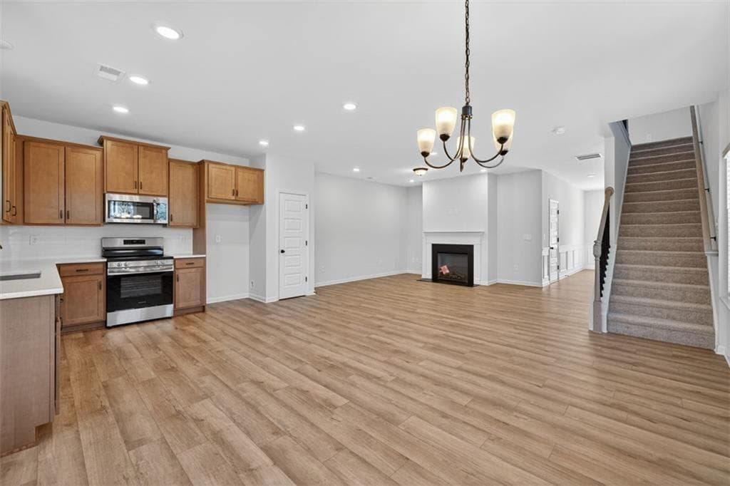 3 bedroom, 3 bathroom, 1,785 sq ft townhouse under contract at 150 Alameda Street 98, Loganville, GA 30052 — photo 8
