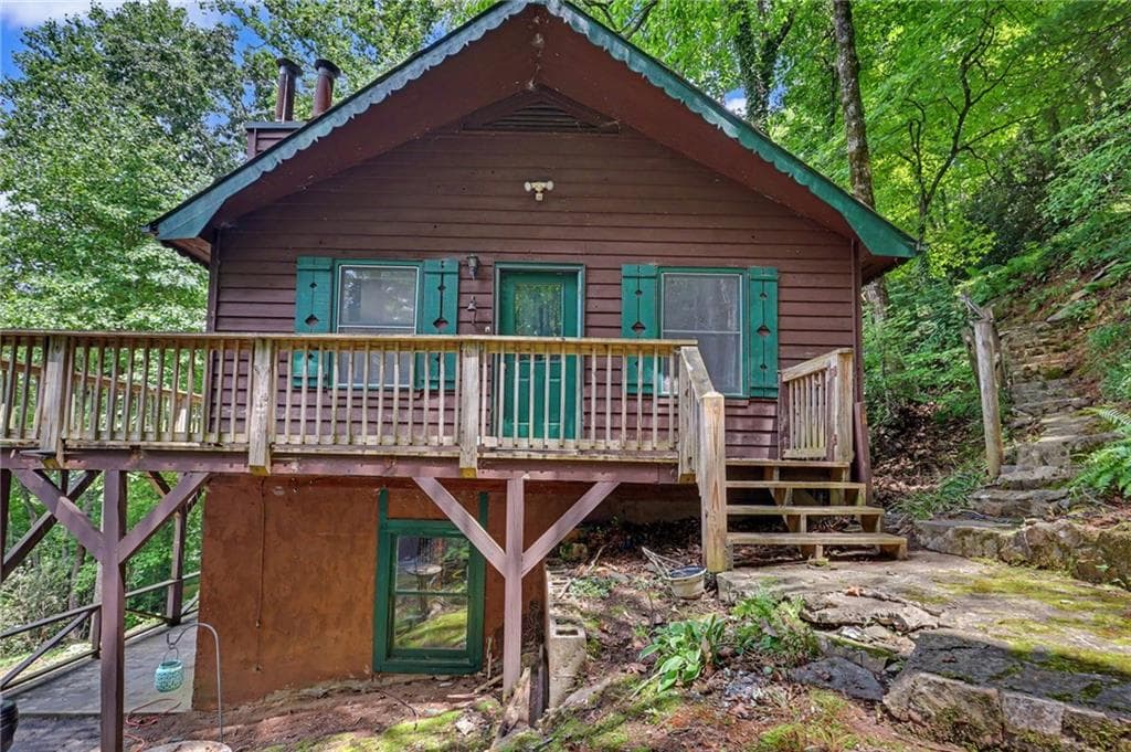 3 bedroom, 2 bathroom, 2,120 sq ft single family residence for sale at 574 Bachelors Button Drive, Clayton, GA 30525 — photo 5