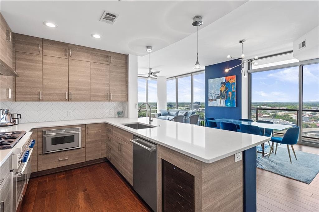 2 bedroom, 3 bathroom, 1,536 sq ft condominium for rent at 270 17th Street 2909, Atlanta, GA 30363 for $4,250 a month — photo 5