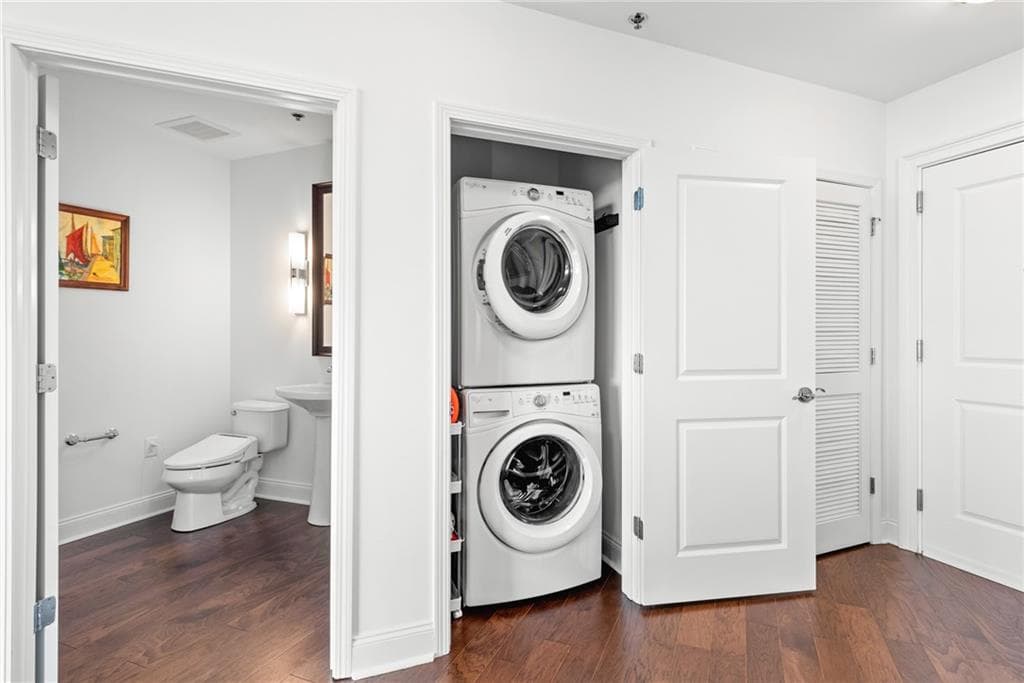 2 bedroom, 3 bathroom, 1,536 sq ft condominium for rent at 270 17th Street 2909, Atlanta, GA 30363 for $4,250 a month — photo 9