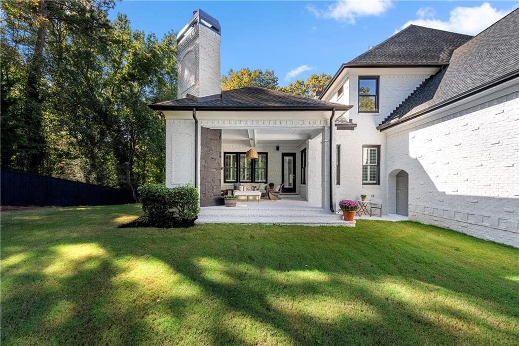 6 bedroom, 8 bathroom, 10,111 sq ft single family residence for sale at 2079 Old Settlement Road, Atlanta, GA 30327 — photo 6