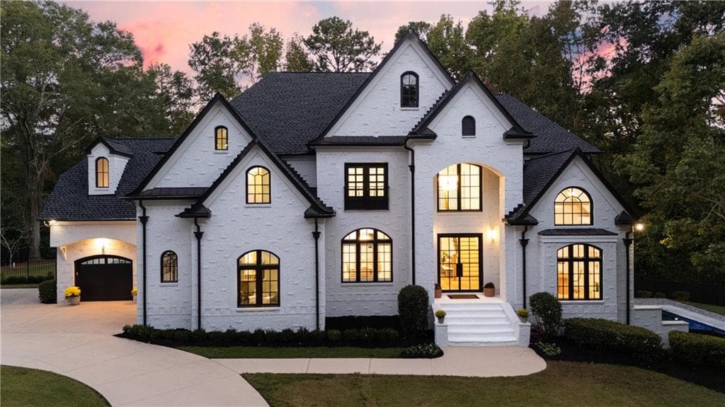 6 bedroom, 8 bathroom, 10,111 sq ft single family residence for sale at 2079 Old Settlement Road, Atlanta, GA 30327 — photo 9