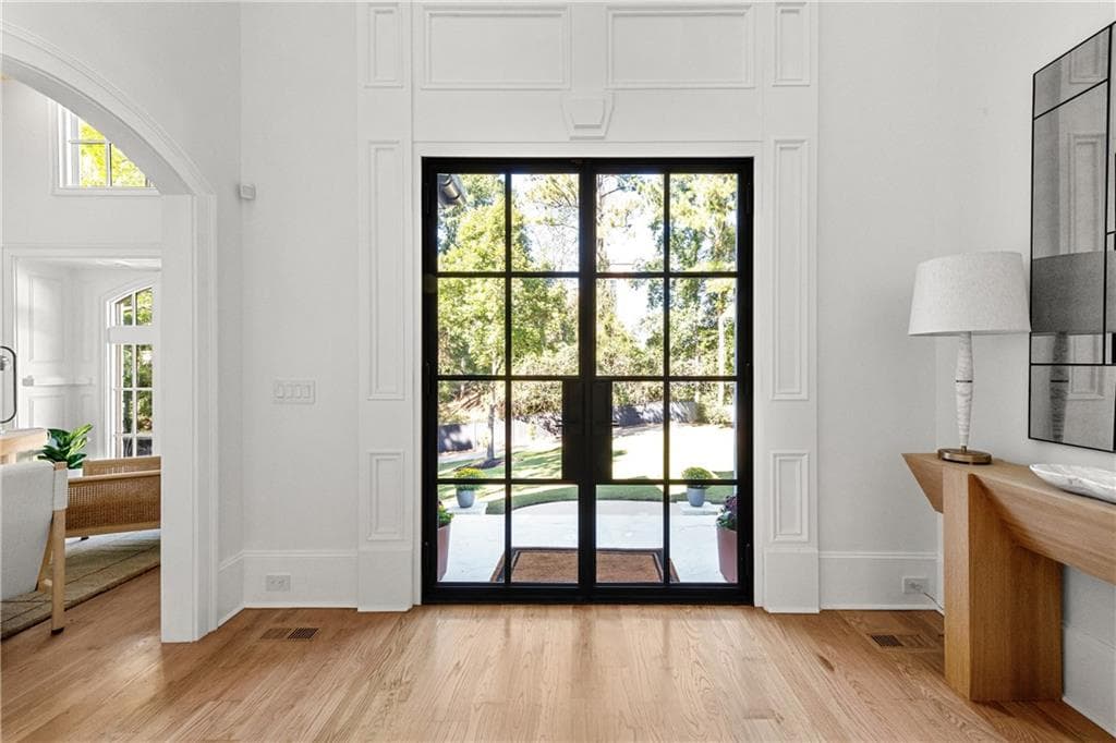 6 bedroom, 8 bathroom, 10,111 sq ft single family residence for sale at 2079 Old Settlement Road, Atlanta, GA 30327 — photo 10