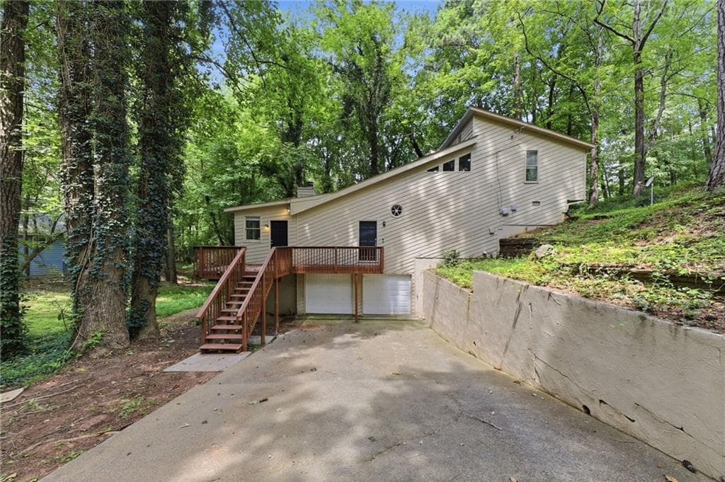 3 bedroom, 3 bathroom, 1,391 sq ft single family residence sold at 4745 N View Road, Kennesaw, GA 30144