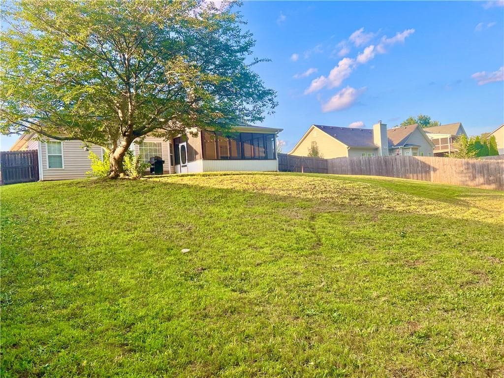 3 bedroom, 2 bathroom, 1,856 sq ft single family residence for sale at 85 Hillcrest Court, Hiram, GA 30141 — photo 7
