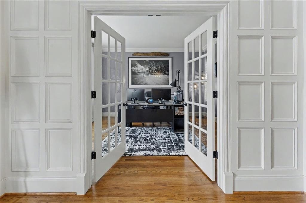 6 bedroom, 4 bathroom, 3,777 sq ft single family residence for sale at 2067 Towne Mill Avenue, Canton, GA 30114 — photo 7