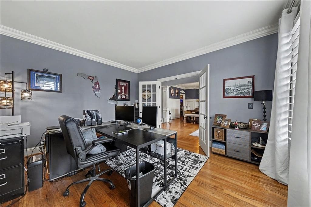 6 bedroom, 4 bathroom, 3,777 sq ft single family residence for sale at 2067 Towne Mill Avenue, Canton, GA 30114 — photo 8