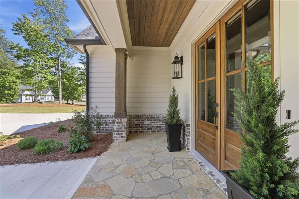 3 bedroom, 4 bathroom, 2,884 sq ft single family residence for sale at 316 Glazenwood Drive, Clarkesville, GA 30523 — photo 3
