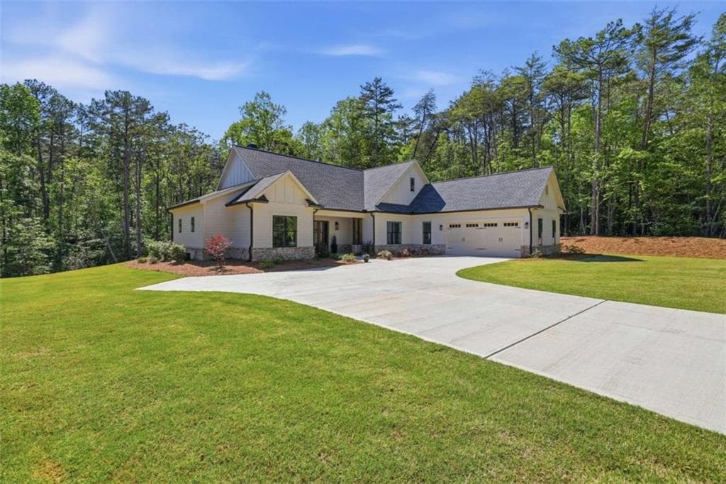 3 bedroom, 4 bathroom, 2,884 sq ft single family residence for sale at 316 Glazenwood Drive, Clarkesville, GA 30523 — photo 7