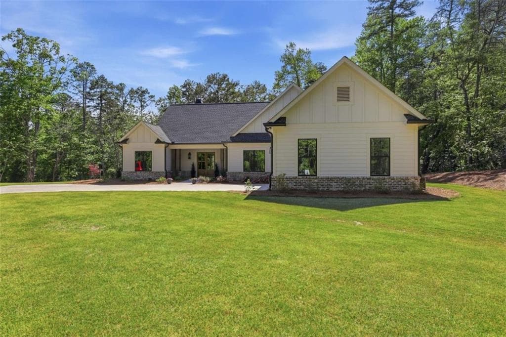 3 bedroom, 4 bathroom, 2,884 sq ft single family residence for sale at 316 Glazenwood Drive, Clarkesville, GA 30523 — photo 9