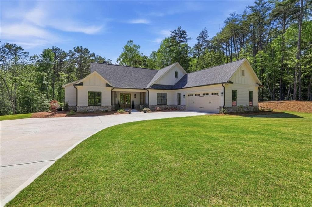 3 bedroom, 4 bathroom, 2,884 sq ft single family residence for sale at 316 Glazenwood Drive, Clarkesville, GA 30523 — photo 10