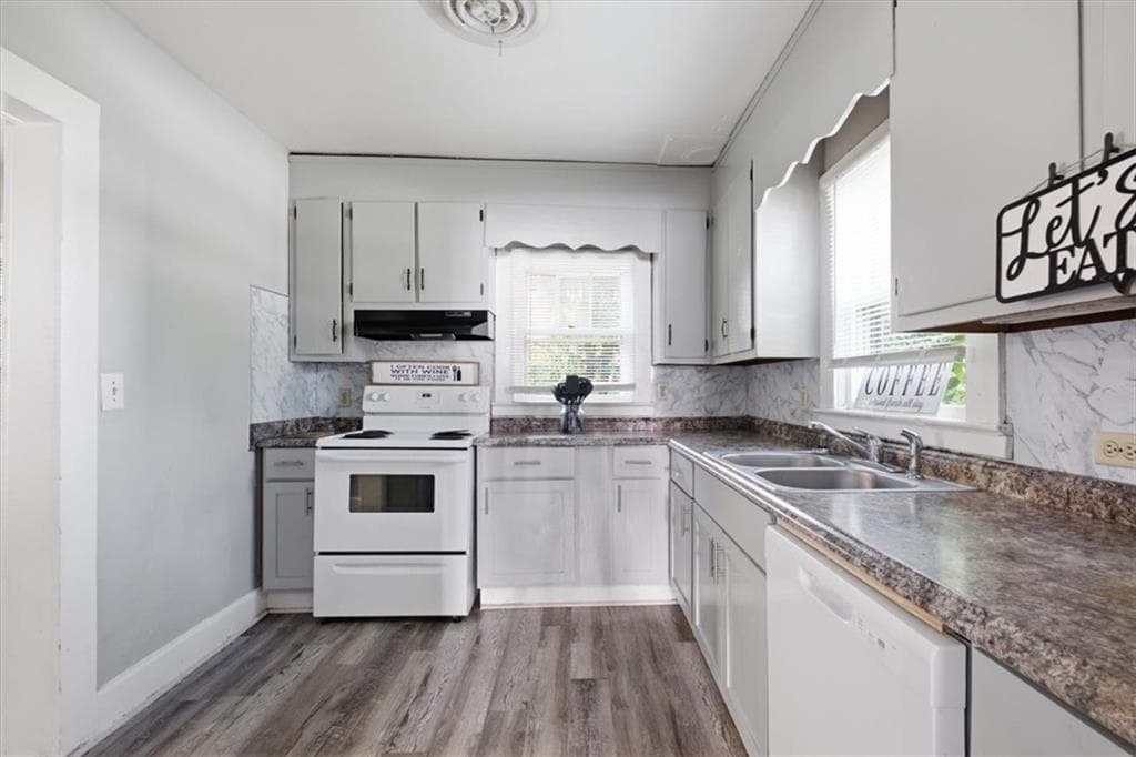 2 bedroom, 1 bathroom, 1,080 sq ft single family residence for sale at 7 Grove Street, Aragon, GA 30104 — photo 8
