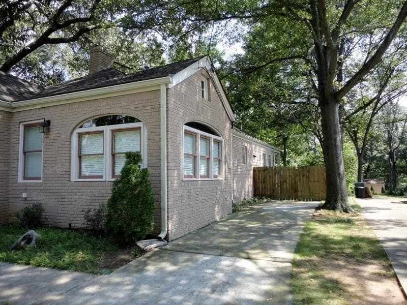 3 bedroom, 2 bathroom, 1,782 sq ft single family residence for rent at 49 Leslie Street, Atlanta, GA 30307 for $3,100 a month — photo 7