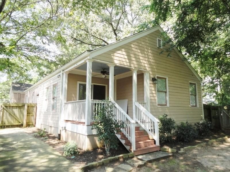 3 bedroom, 2 bathroom, 1,782 sq ft single family residence for rent at 49 Leslie Street, Atlanta, GA 30307 for $3,100 a month — photo 10