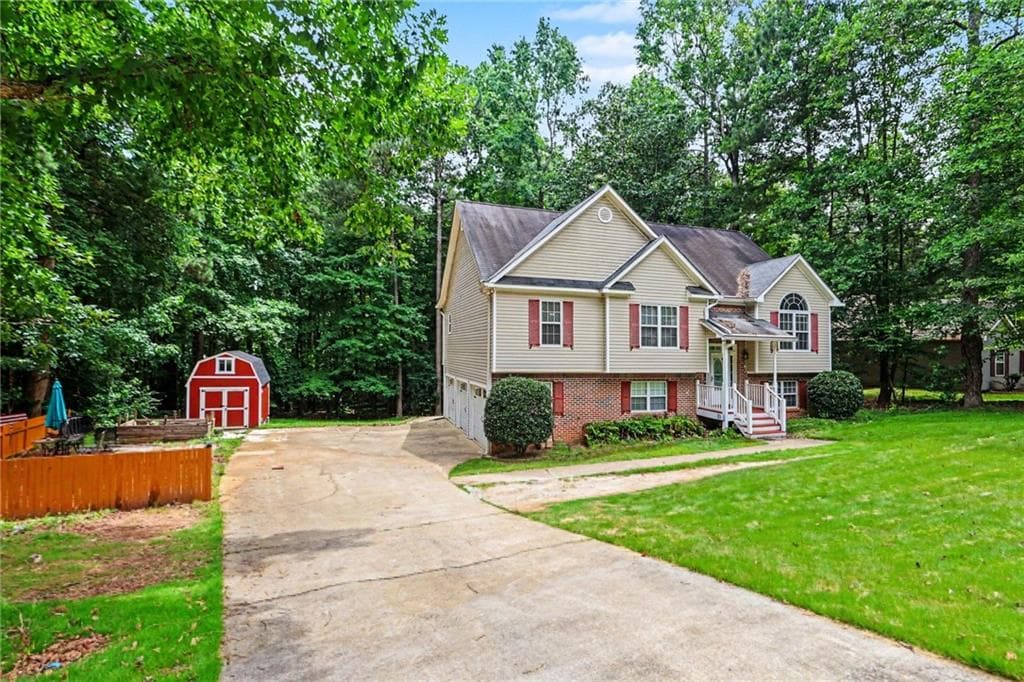 4 bedroom, 3 bathroom, 2,210 sq ft single family residence for sale at 4890 Cordero Court, Winston, GA 30187 — photo 3