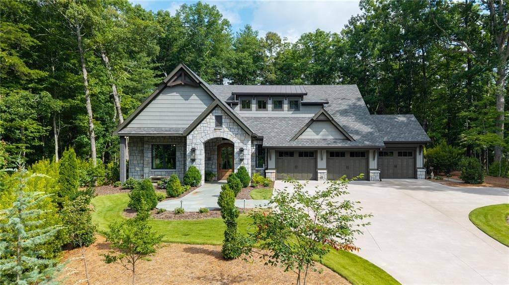 4 bedroom, 5 bathroom, 3,543 sq ft single family residence for sale at 87 Whisper Place, Jasper, GA 30148 — photo 2