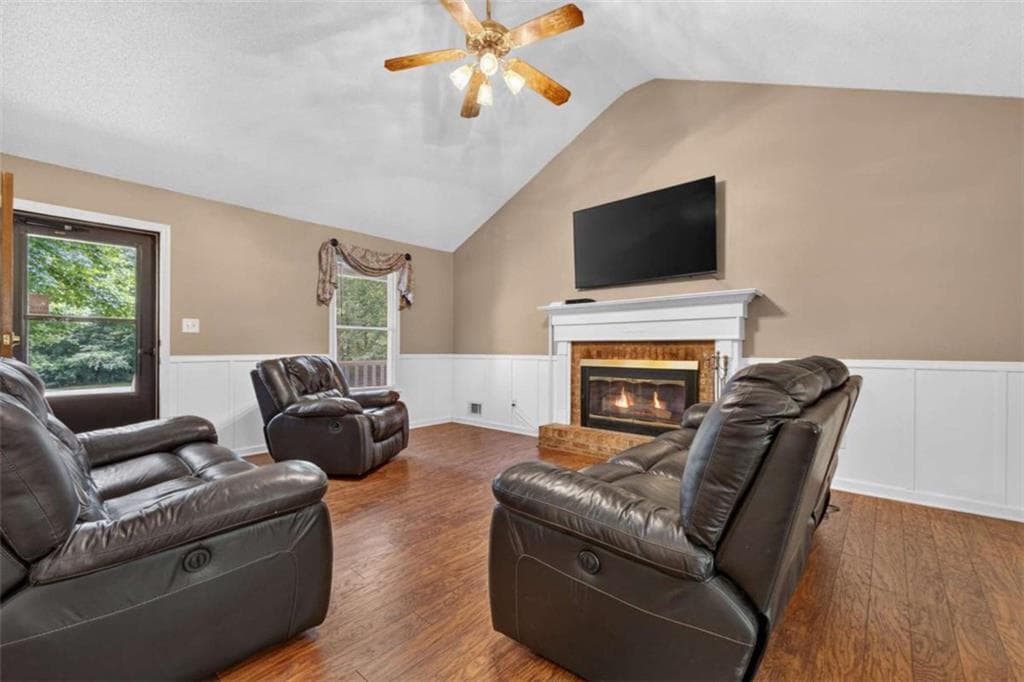 3 bedroom, 2 bathroom, 1,492 sq ft single family residence for sale at 275 Pine Tree Lane, Mcdonough, GA 30252 — photo 8