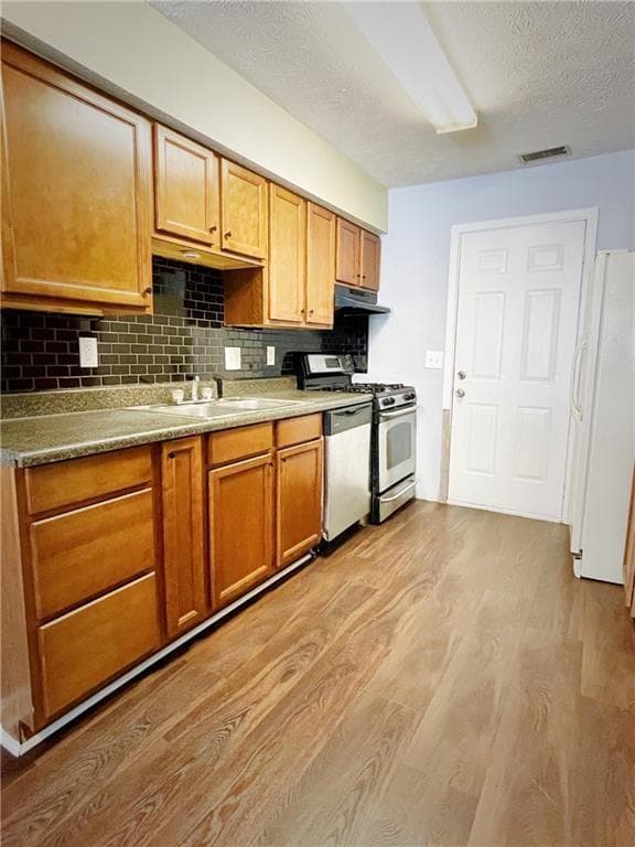 2 bedroom, 2 bathroom, 1,220 sq ft quadruplex for rent at 1220 Natchez Trace Unit D, Marietta, GA 30008 for $1,350 a month — photo 6