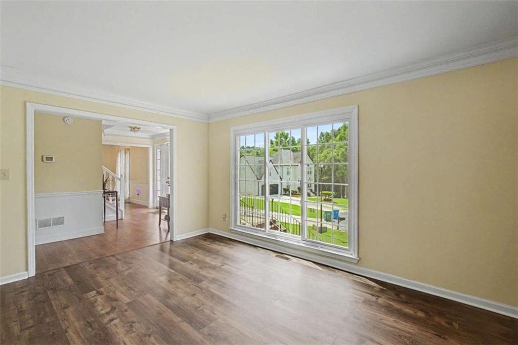 4 bedroom, 3 bathroom, 2,434 sq ft single family residence for sale at 3865 Ryans Run Way, Lilburn, GA 30047 — photo 6