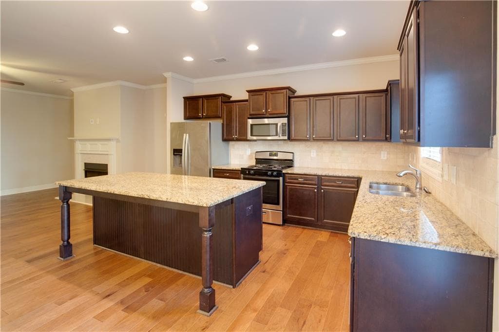 3 bedroom, 3 bathroom, 1,776 sq ft townhouse for rent at 1795 Garbrooke Cove, Lawrenceville, GA 30046 for $1,895 a month — photo 9