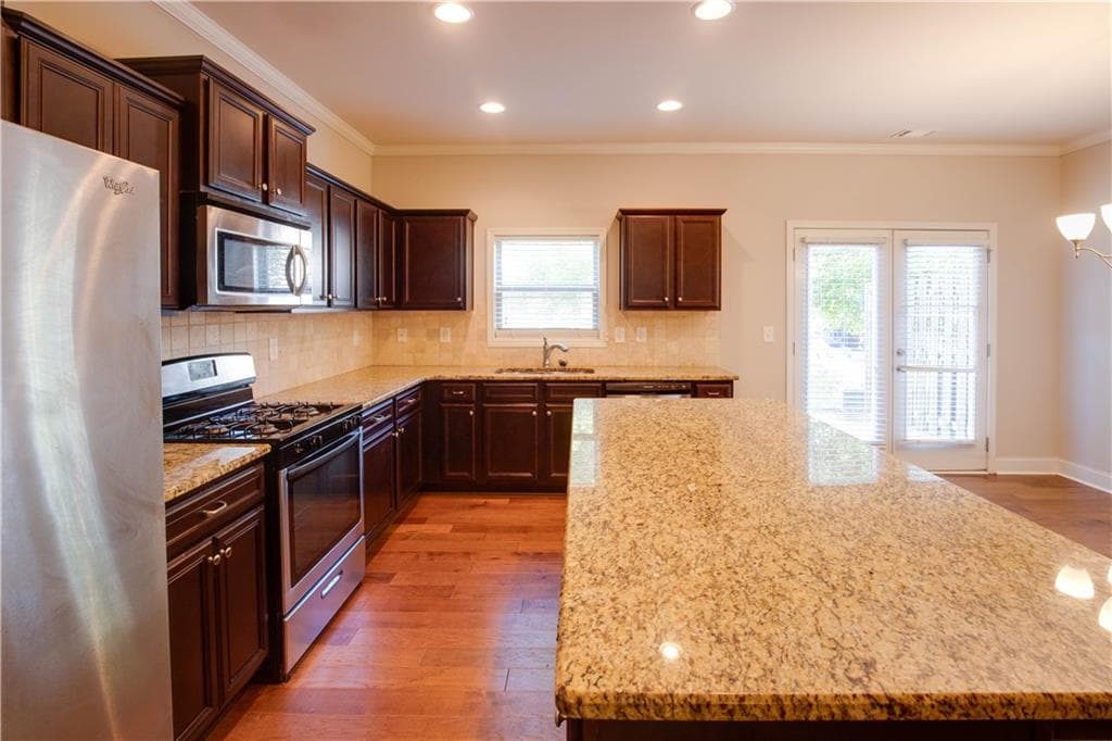 3 bedroom, 3 bathroom, 1,776 sq ft townhouse for rent at 1795 Garbrooke Cove, Lawrenceville, GA 30046 for $1,895 a month — photo 10