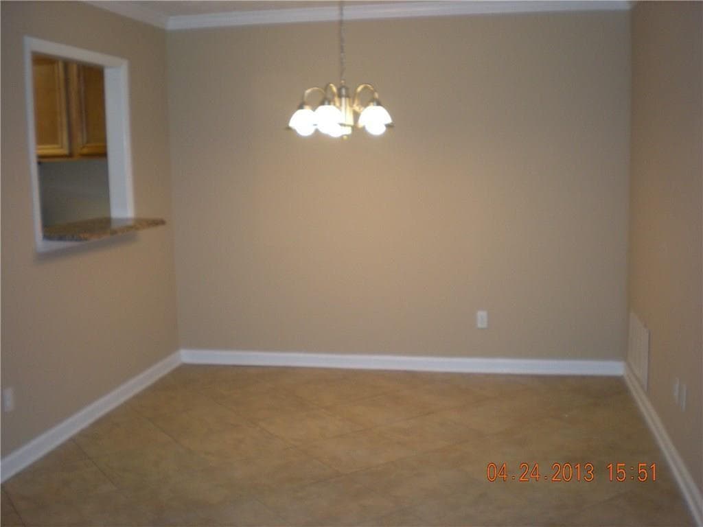 1 bedroom, 1 bathroom, 982 sq ft condominium for rent at 1010 Wynnes Ridge Circle, Marietta, GA 30067 for $1,575 a month — photo 5