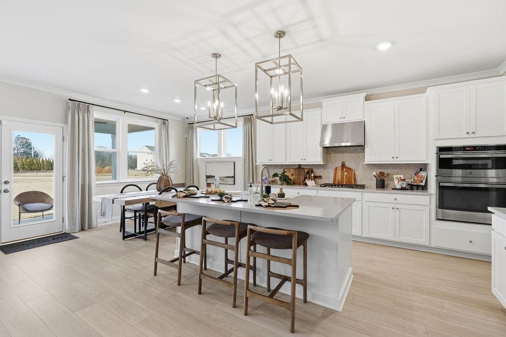5 bedroom, 4 bathroom, 3,236 sq ft single family residence under contract at 2210 Dreycott Lane, Lawrenceville, GA 30043 — photo 8
