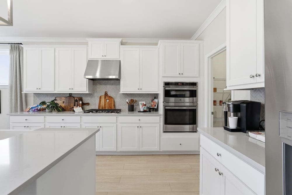 5 bedroom, 4 bathroom, 3,236 sq ft single family residence under contract at 2210 Dreycott Lane, Lawrenceville, GA 30043 — photo 9