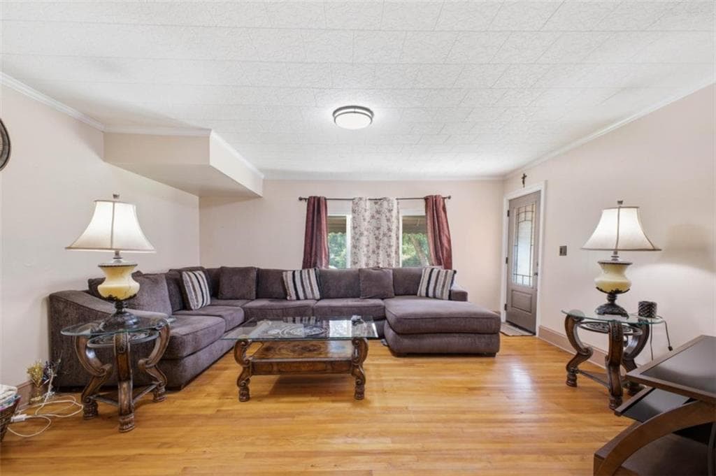 3 bedroom, 2 bathroom, 1,380 sq ft single family residence for sale at 318 Greenwood Avenue, Rome, GA 30165 — photo 7