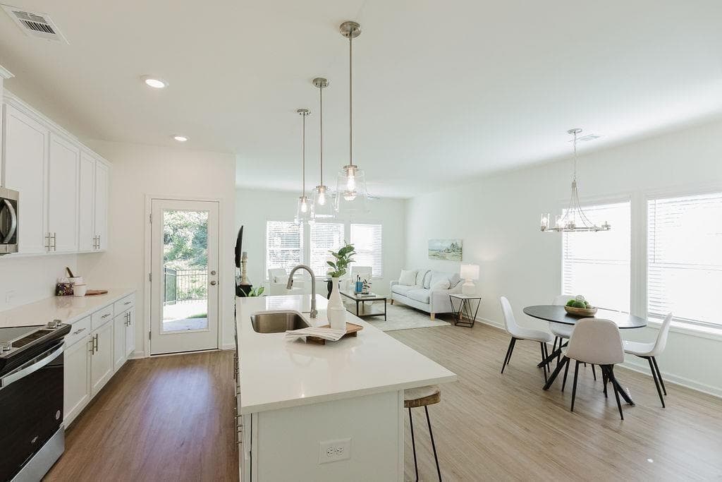 3 bedroom, 3 bathroom, 1,805 sq ft townhouse under contract at 82 Fausett Lane, Dawsonville, GA 30534 — photo 9