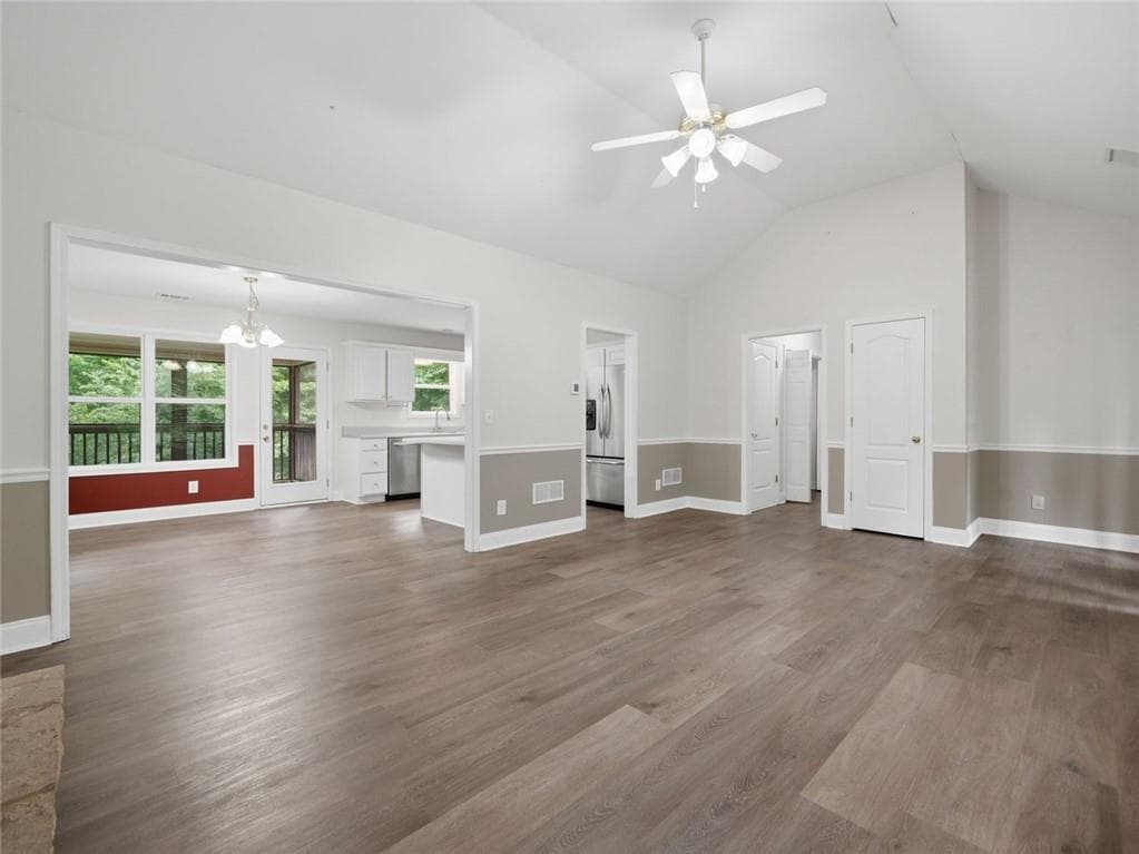 3 bedroom, 2 bathroom, 1,438 sq ft single family residence for rent at 166 Cove Hills Road, Jasper, GA 30143 for $2,275 a month — photo 3