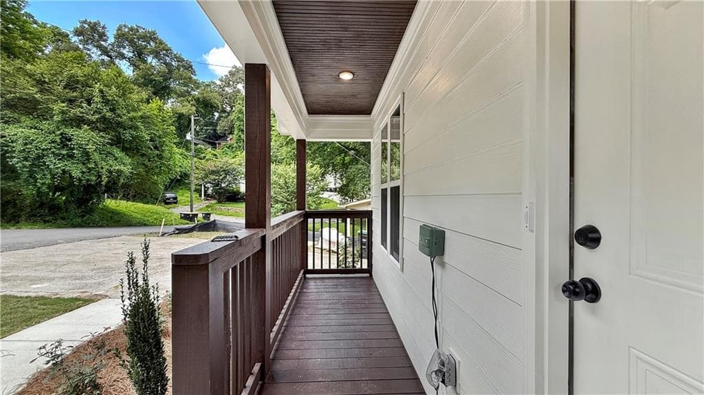 3 bedroom, 2 bathroom, 1,338 sq ft single family residence for sale at 10 Roseway Circle, Rome, GA 30161 — photo 7