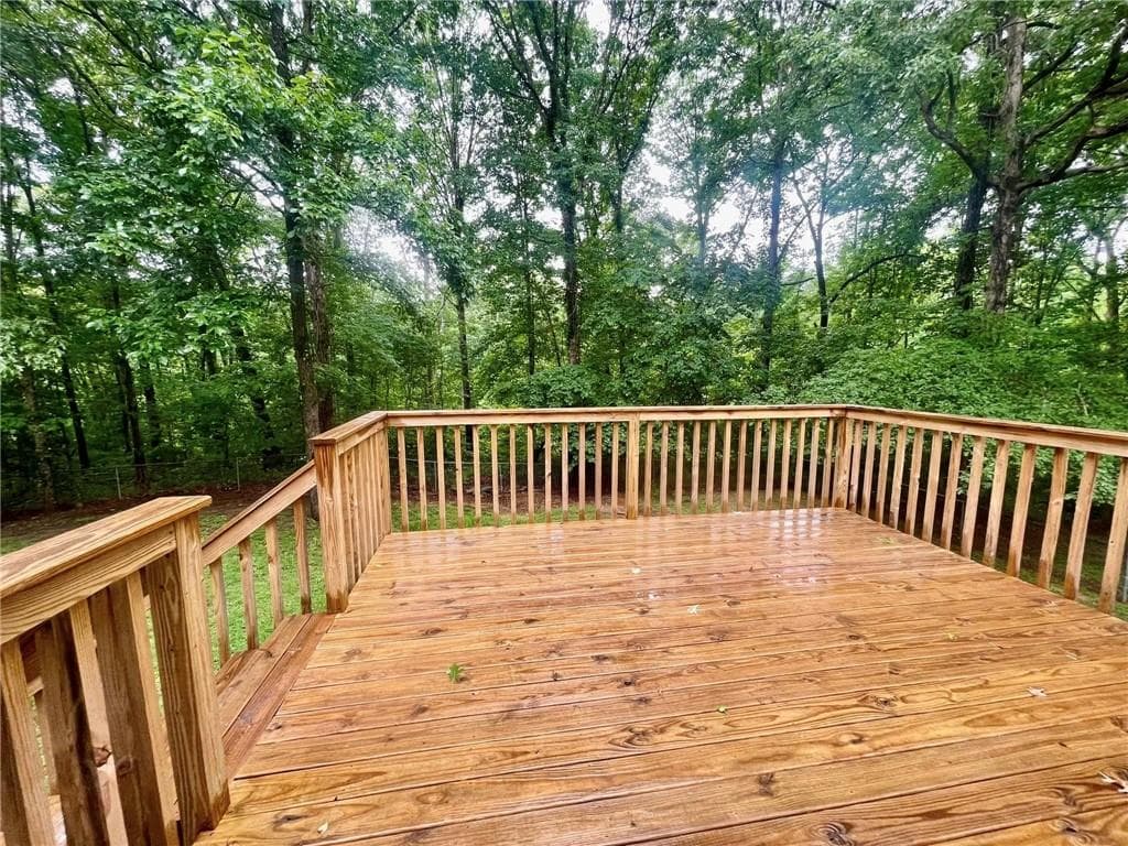 5 bedroom, 4 bathroom, 3,063 sq ft single family residence for sale at 197 Blacks Mill Court, Dawsonville, GA 30534 — photo 4