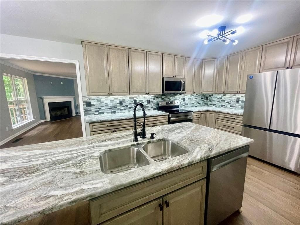 5 bedroom, 4 bathroom, 3,063 sq ft single family residence for sale at 197 Blacks Mill Court, Dawsonville, GA 30534 — photo 5