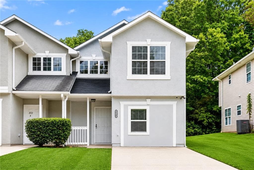 4 bedroom, 3 bathroom, 1,719 sq ft townhouse under contract at 312B LOUISE Lane B, Griffin, GA 30223 — photo 2