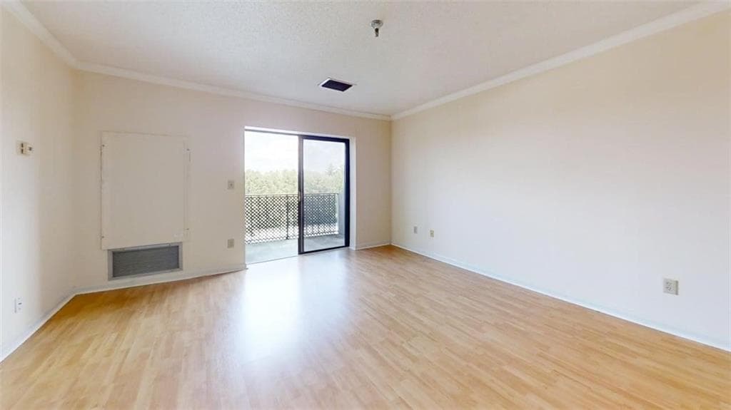 1 bedroom, 1 bathroom, 760 sq ft condominium for sale at 300 Johnson Ferry Road B607, Sandy Springs, GA 30328 — photo 3