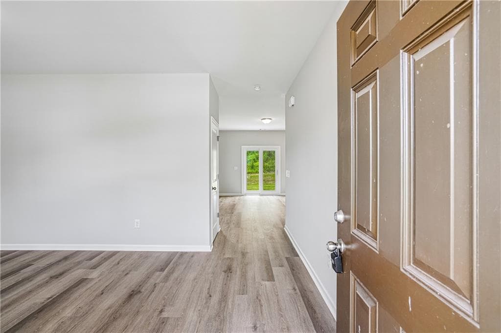 4 bedroom, 3 bathroom, 2,095 sq ft single family residence for sale at 27 Tabasco Cat Court, Cartersville, GA 30120 — photo 4